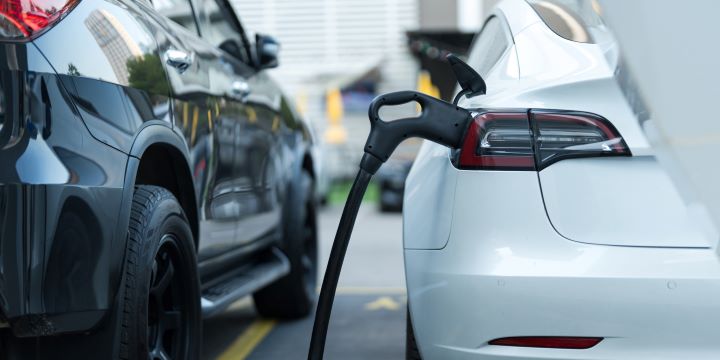 The Future of Electric Vehicles: Innovations in EV Charging Technology
