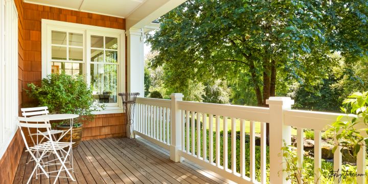 Elevate Your Outdoor Living Space with a Stunning Porch